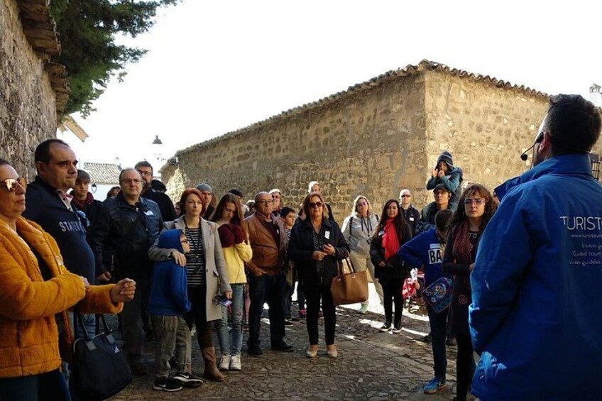 Guided tour of Úbeda with tickets Chapel Salvador and Sail Cobos 4