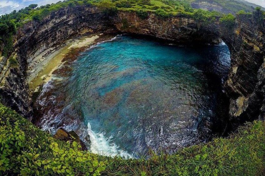 One Day West Nusa Penida Tour (All Inclusive) 1