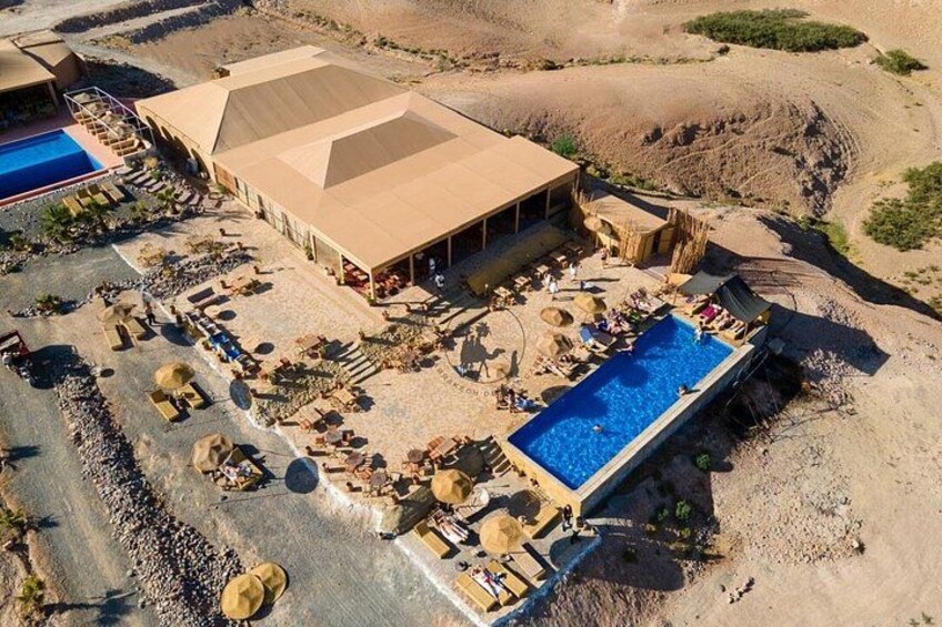 Overnight stay in the Agafay Desert, Deluxe Tent with Show and Swimming Pool 5