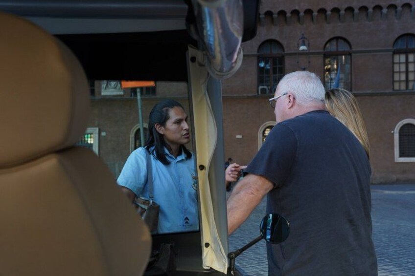 Exclusive 6 hours tour of Rome in Golf cart for Cruisers 2