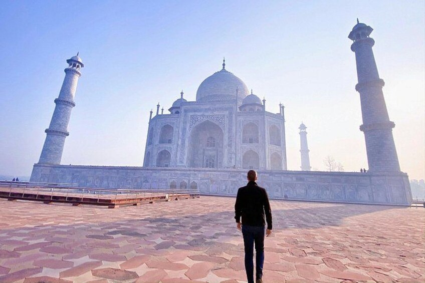 All Inclusive Taj Mahal & Agra Fort Tour from Delhi by Express Train 2