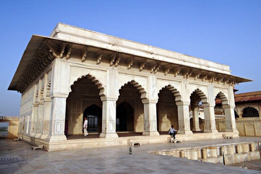 All Inclusive Taj Mahal & Agra Fort Tour from Delhi by Express Train 2