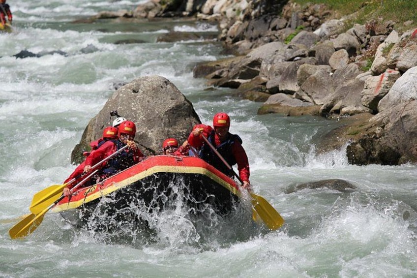 Rafting for families on the river Noce in Val di Sole Trentino with Ursus Adventures of Ossana 2