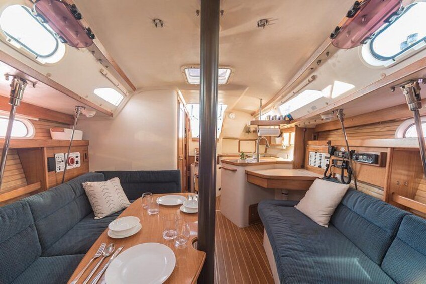 Private Luxury Yacht Charters, BYOB & Dolphins 4