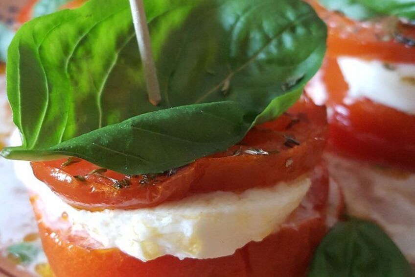 Lecce: Create your own Charcuterie Board 5