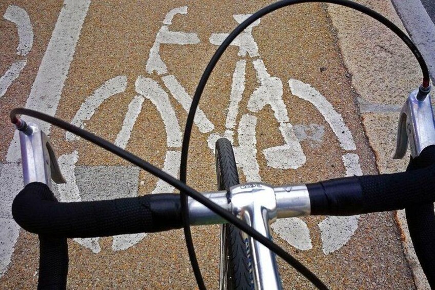 afternoon tour from the mountains to the sea by e-bike 4