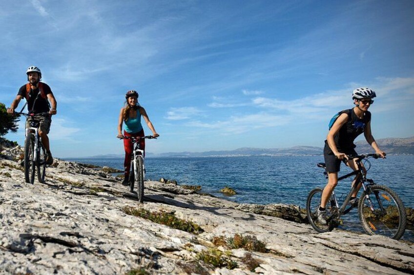 Biking Tour: Supetar - Splitska - Lovrečina - Dol - Postira 3