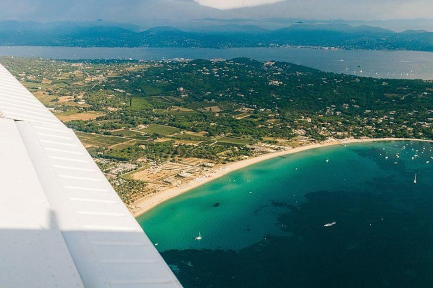 Fly above the French Riviera with a local pilot 5