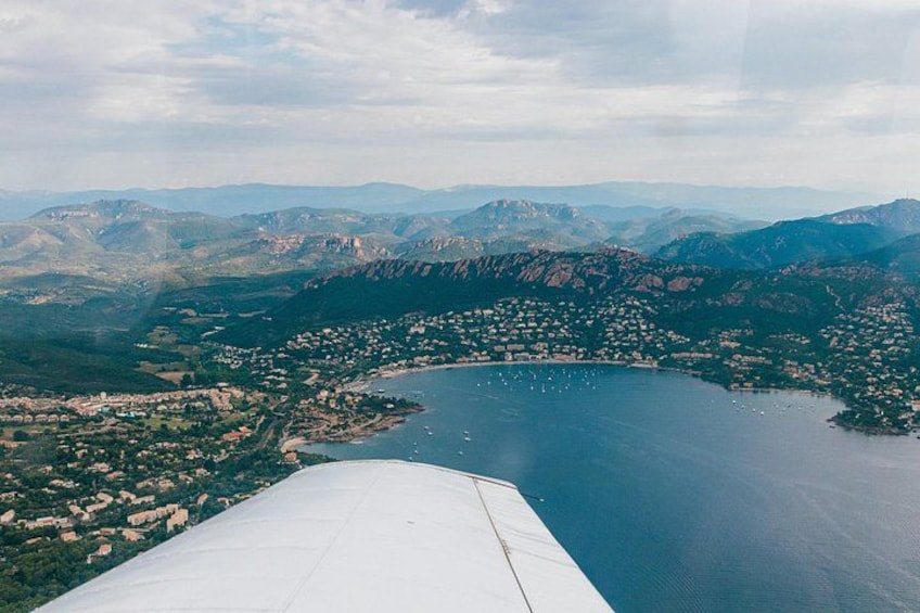 Fly above the French Riviera with a local pilot 3