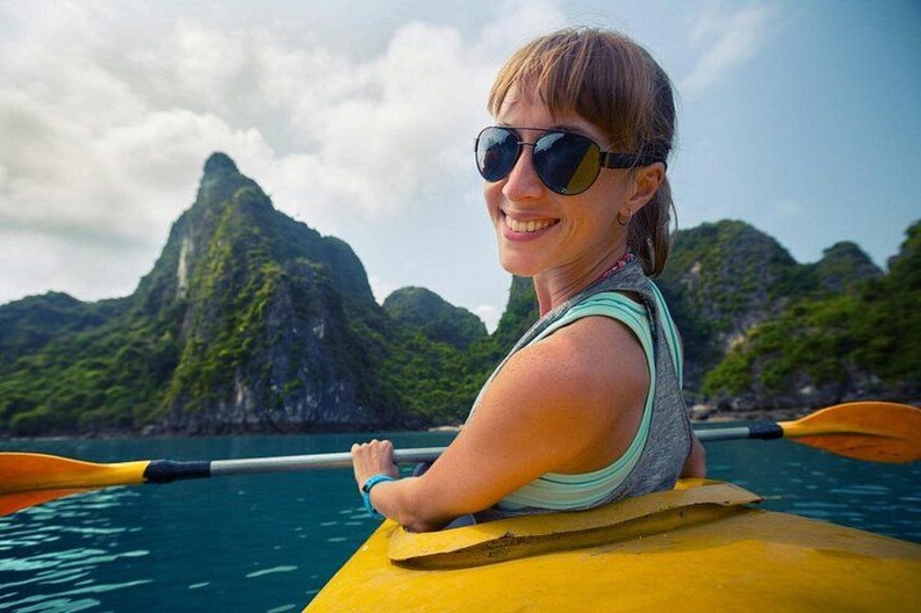 One Day Guided Tour: Kayaking, Zipline & Tubing In The Cave from Vang Vieng 1