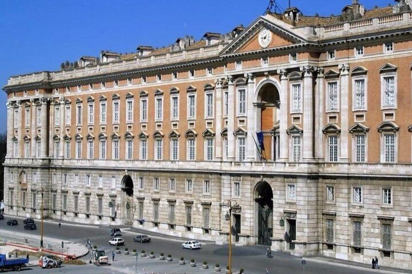 Tour to the Royal Palace of Caserta and visit to the old village of Caserta