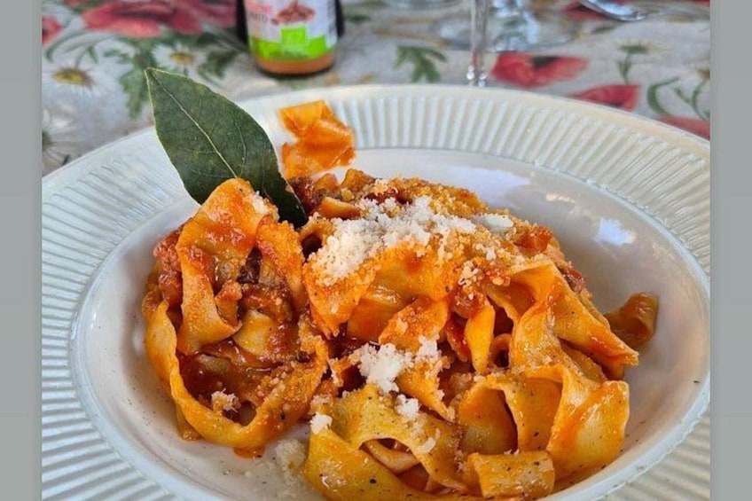 Organic cooking class with a sommelier in an Olive and wine farm 5