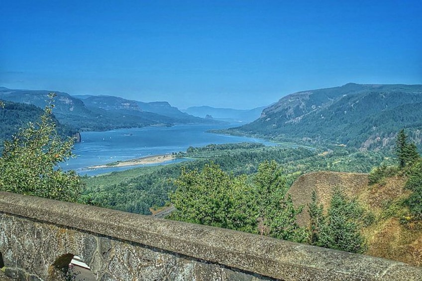 Afternoon Multnomah Falls and Gorge Waterfalls Tour 4