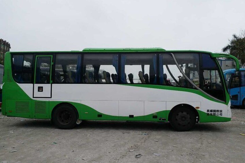 4-hour Service - 37-Seat Tour Bus