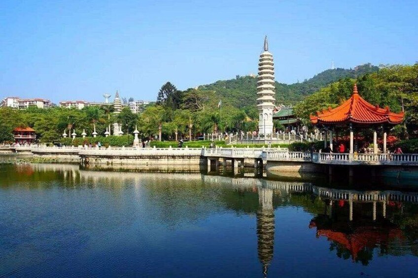 A pagoda, a lake, and a traditional pavilion. 3
