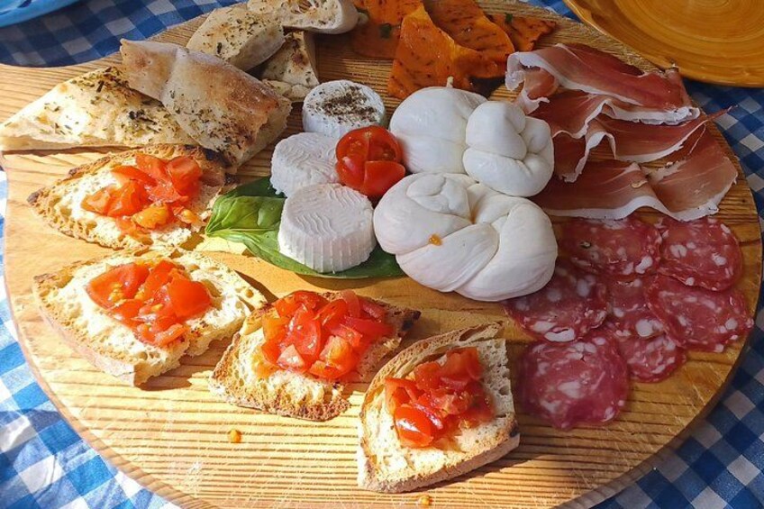Authentic Farm Tour with Pizza, Cheese, Wine & Limoncello Tasting 5