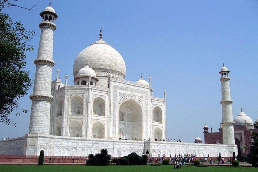 4 Day Golden Triangle Tour to Delhi Agra and Jaipur From Mumbai 1