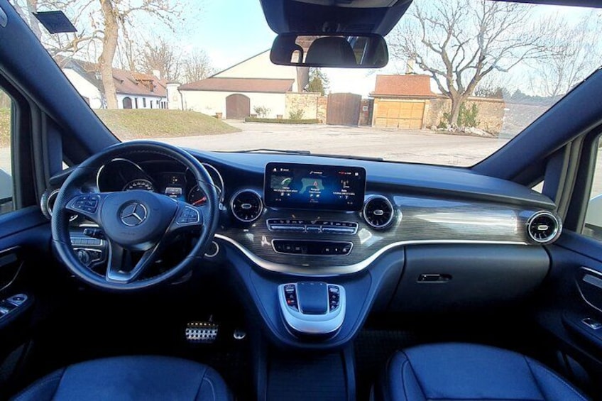 Luxury car for private drive 2