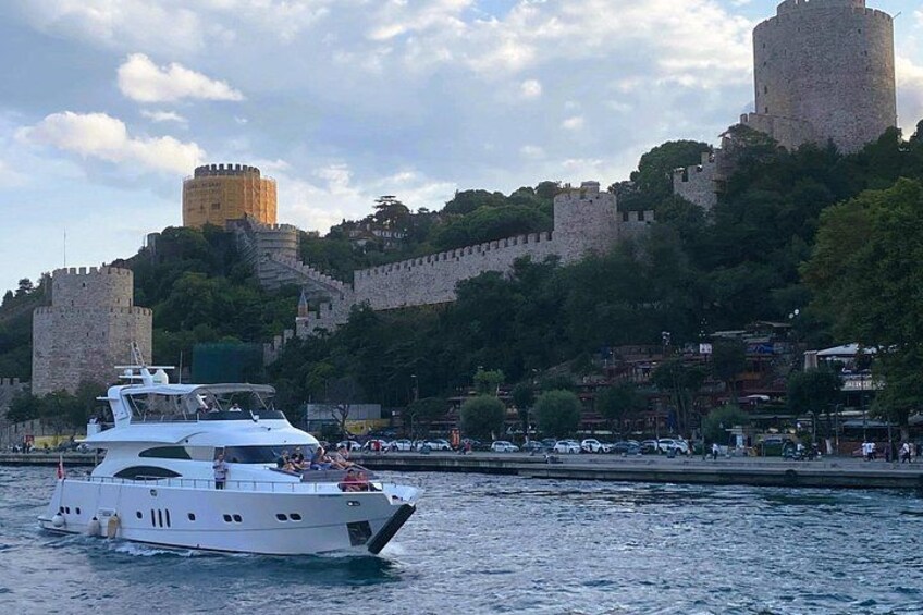 Istanbul Bosphorus &Black Sea Lunch Cruise with Swimming on Yacht 2