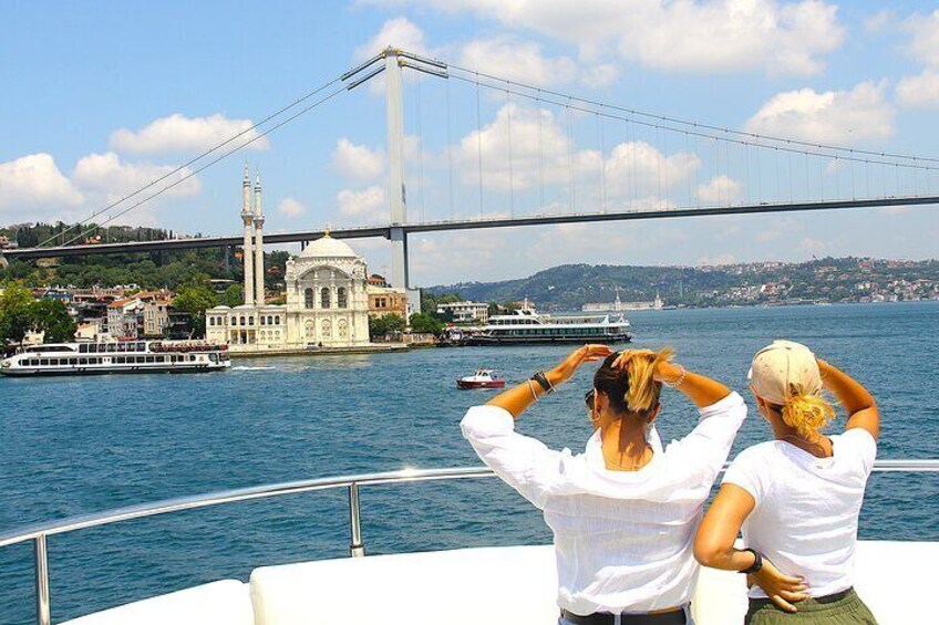 Istanbul Bosphorus &Black Sea Lunch Cruise with Swimming on Yacht 3