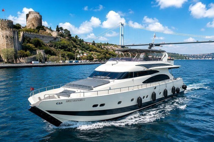 Istanbul Bosphorus &Black Sea Lunch Cruise with Swimming on Yacht 3