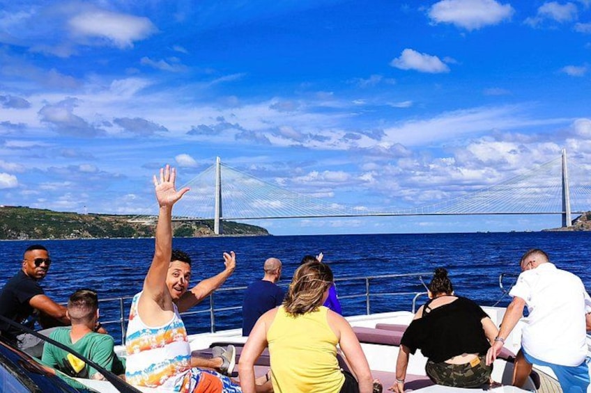 Istanbul Bosphorus &Black Sea Lunch Cruise with Swimming on Yacht 2