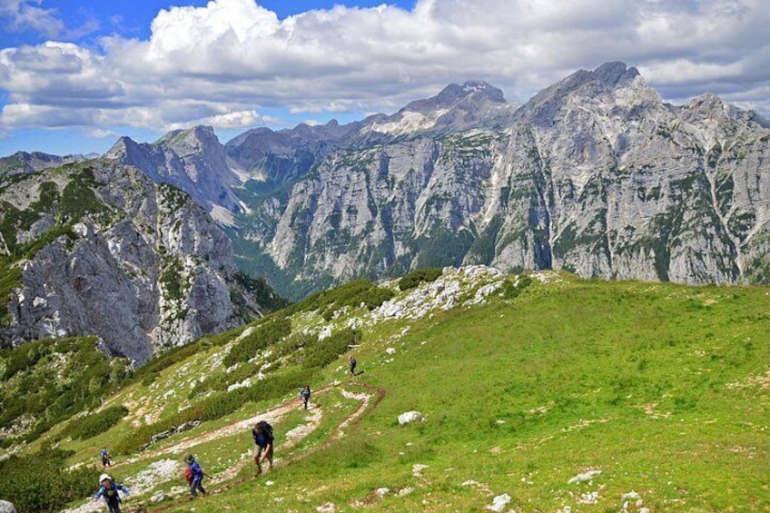 Half-Day Small-Group Hiking Tour of Viševnik 3