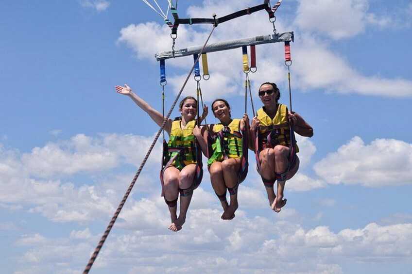 Parasailing in Alicante 3