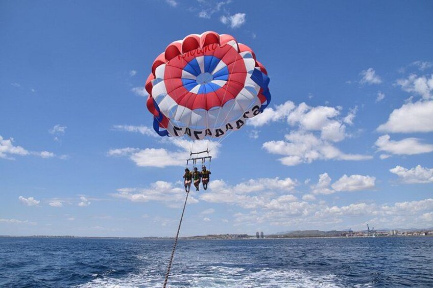 Parasailing in Alicante 2