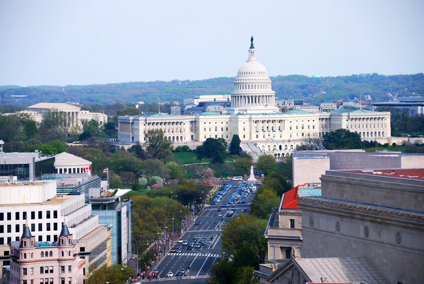 Wide view of the Capitol down Pennsylvania Ave.