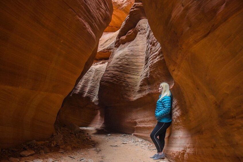 Peekaboo Slot Canyon 4WD Tour 4