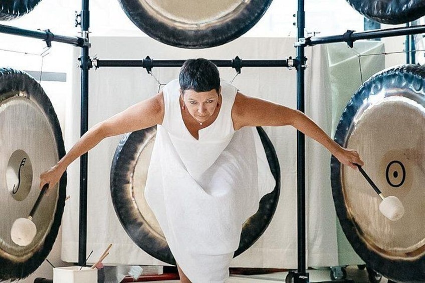 Small-Group Gong Relaxation Experience in Hong Kong 1