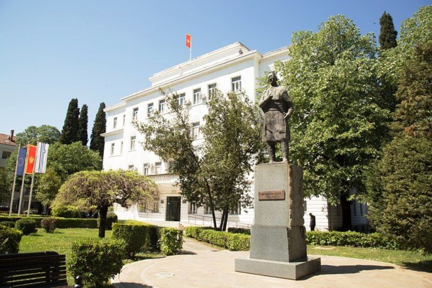 Marko Miljanov monument 4