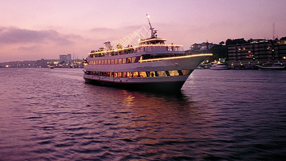 Dinner Cruise from Newport Beach