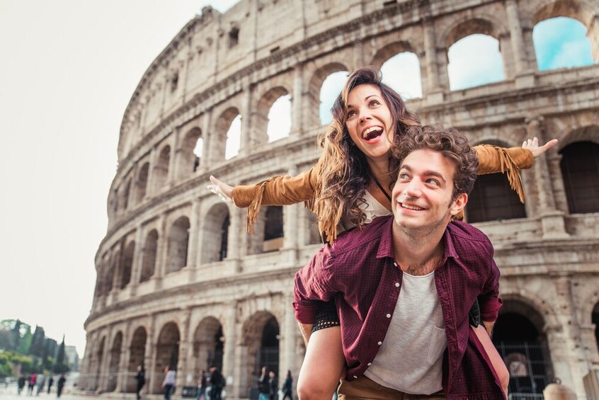 Colosseum & Roman Forum: Skip-The-Line & Self-Guided Tour 1