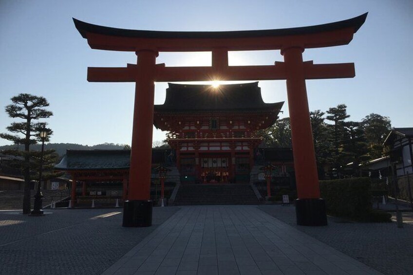 Fushimi Inari Shrine: Explore the 1,000 Torii Gates on an audio walking tour