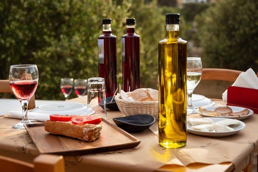 Tour and Wine Tasting in Mykonian Land 1