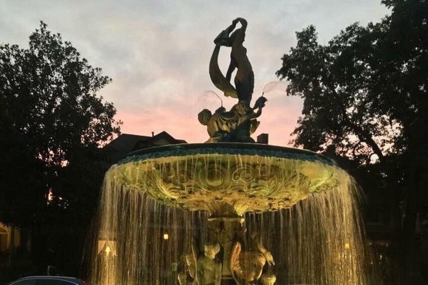 The romantic Fountain at St. James Court 2