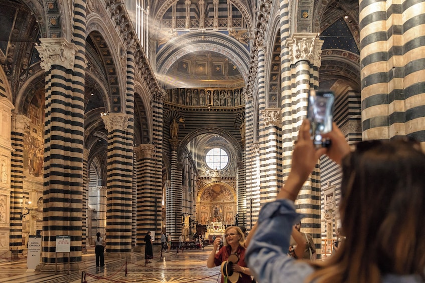 Florence: San Gimignano, Siena, Monteriggioni, Chianti & Lunch with Wine 5