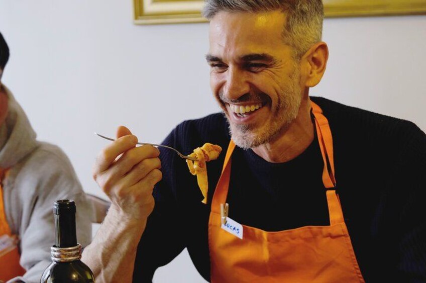 Authentic Pasta & Tiramisu Cooking Class in Milan 2