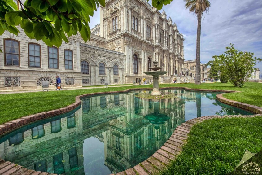 Imperial Palace Tour at Dolmabahce Palace - Skip the Line