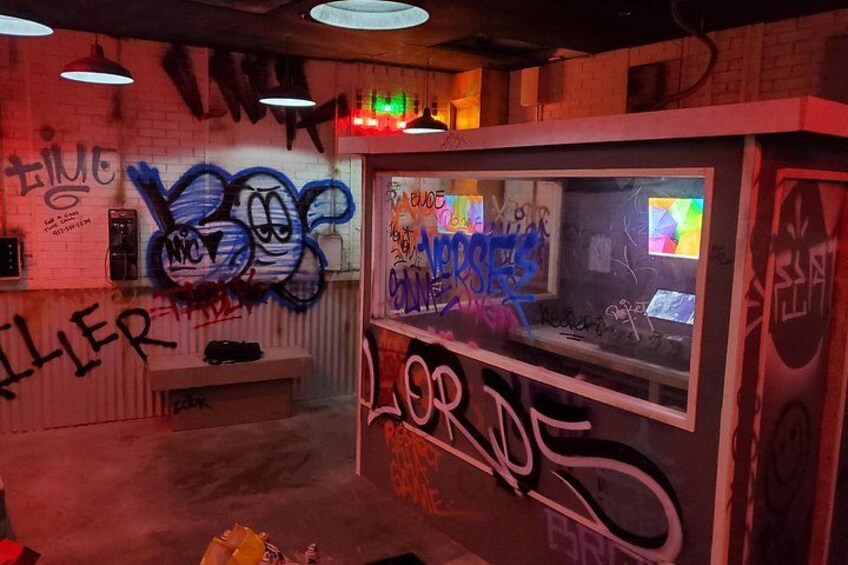 The Terminal Escape Room of Florida 5