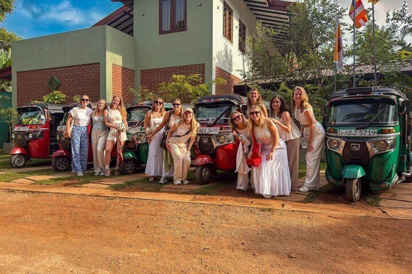 Anuradhapura Ancient City Small Group Tour 4