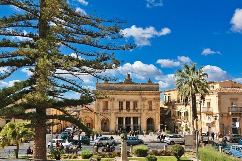 Municipal theater 2