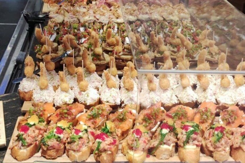 Private Tour: Txakoli Winery and Pintxos Route in Hondarribia 4
