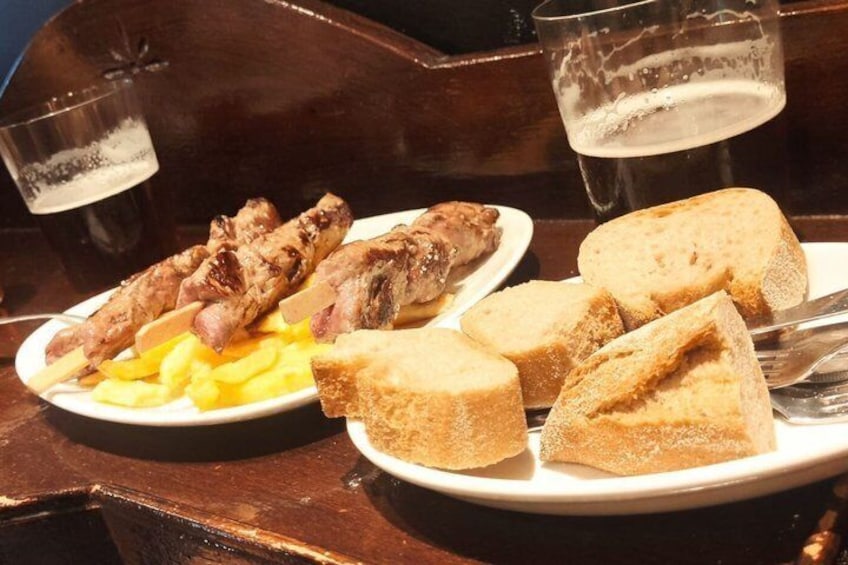 Private Tour: Txakoli Winery and Pintxos Route in Hondarribia 5
