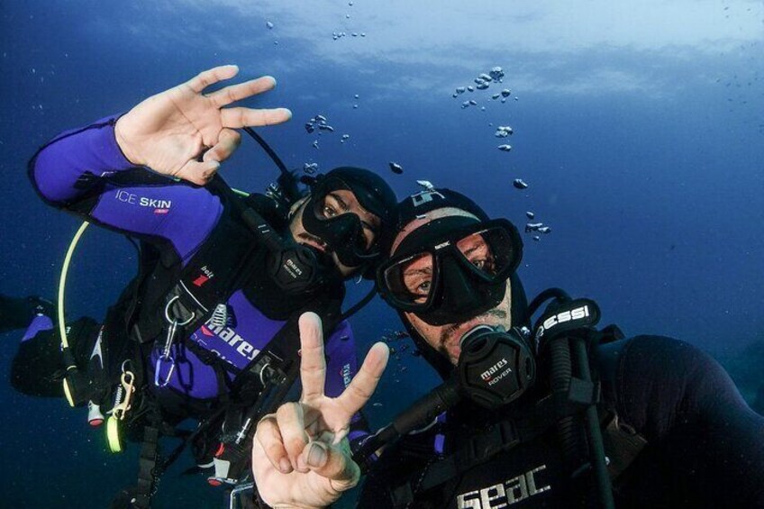 Diving baptism in the Montgrí Natural Park