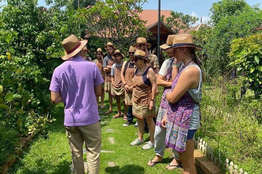 Cooking Evening Class Chiang Mai Visit Organic Garden and Market 5