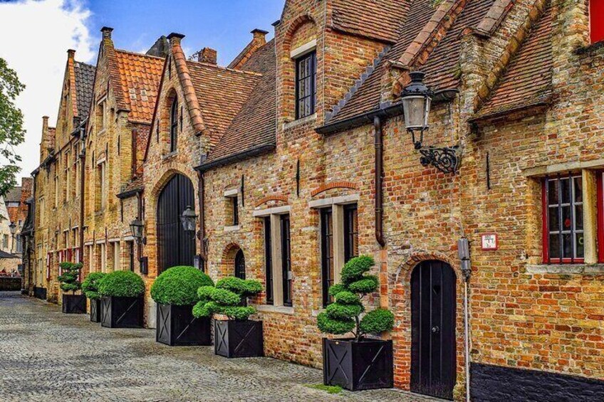 Private Bruges — Ghent Full-day Trip by Minivan from Paris with Beer tasting