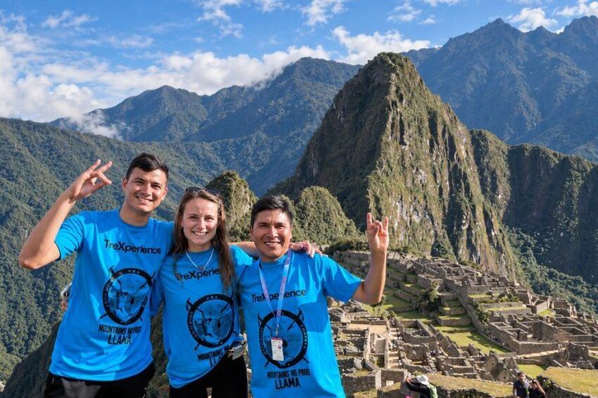 Machu Picchu: Private Tour Guide Service (2–3 Hours) 1
